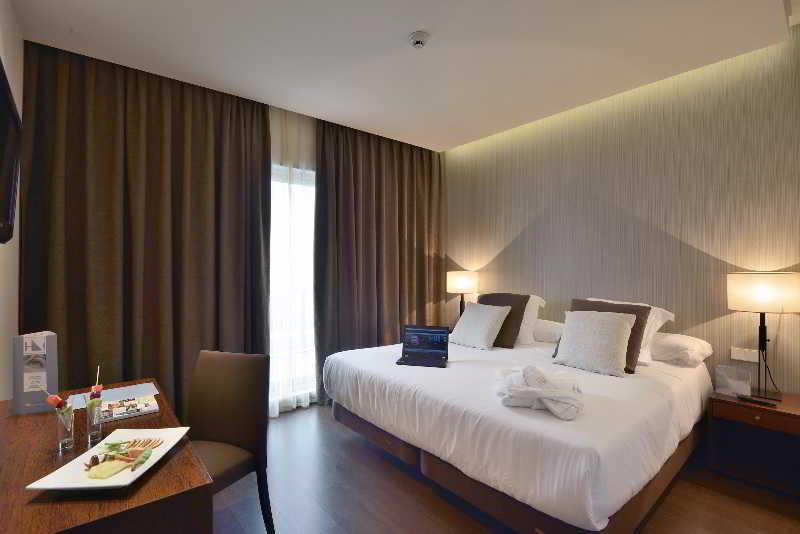 Eurostars Mar De Vigo Hotell Exteriör bild